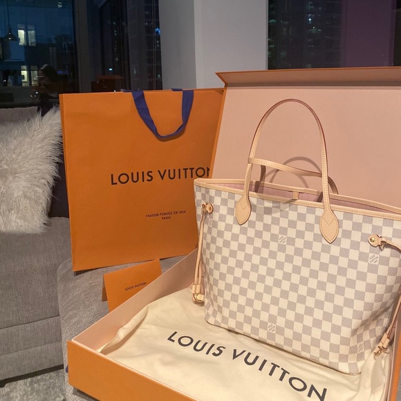 Louis Vuitton Handbags - Neverful MM Bag